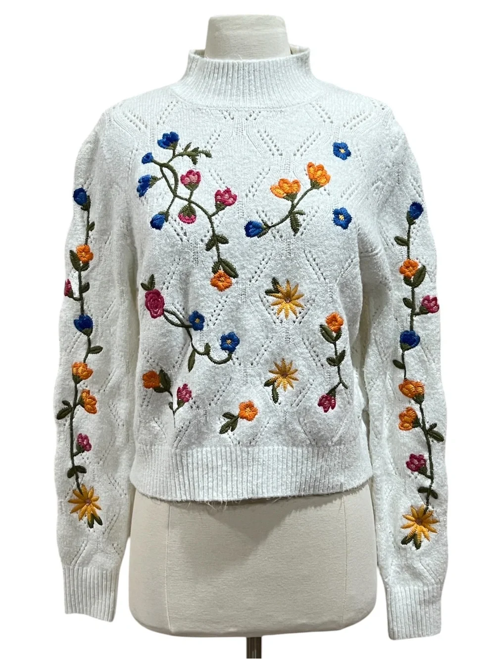 Francesca's White Floral Embroidered Pointelle Knit Mock Neck Sweater Sz Medium